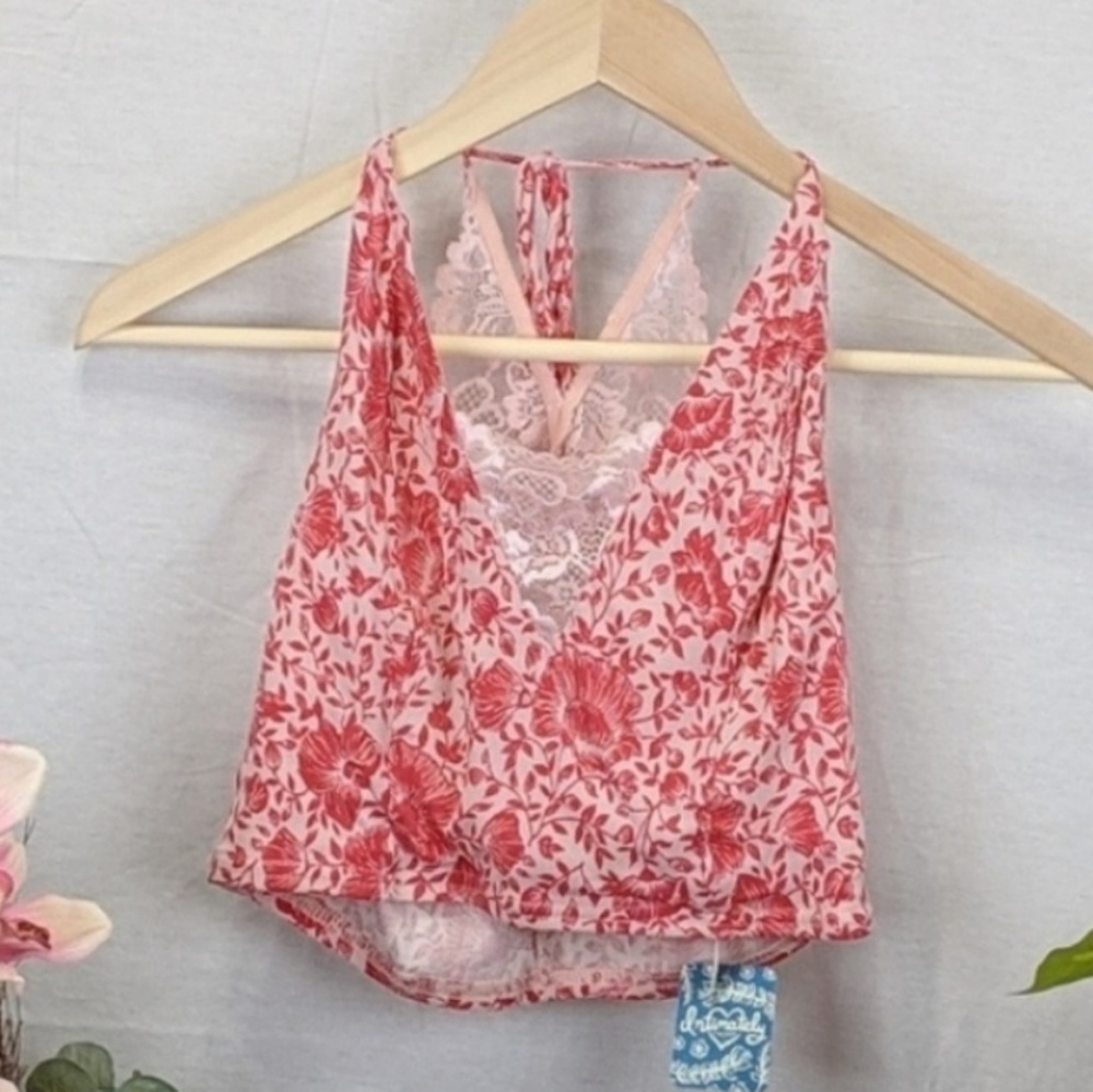 NWOT Free People Lace back crop top bralette